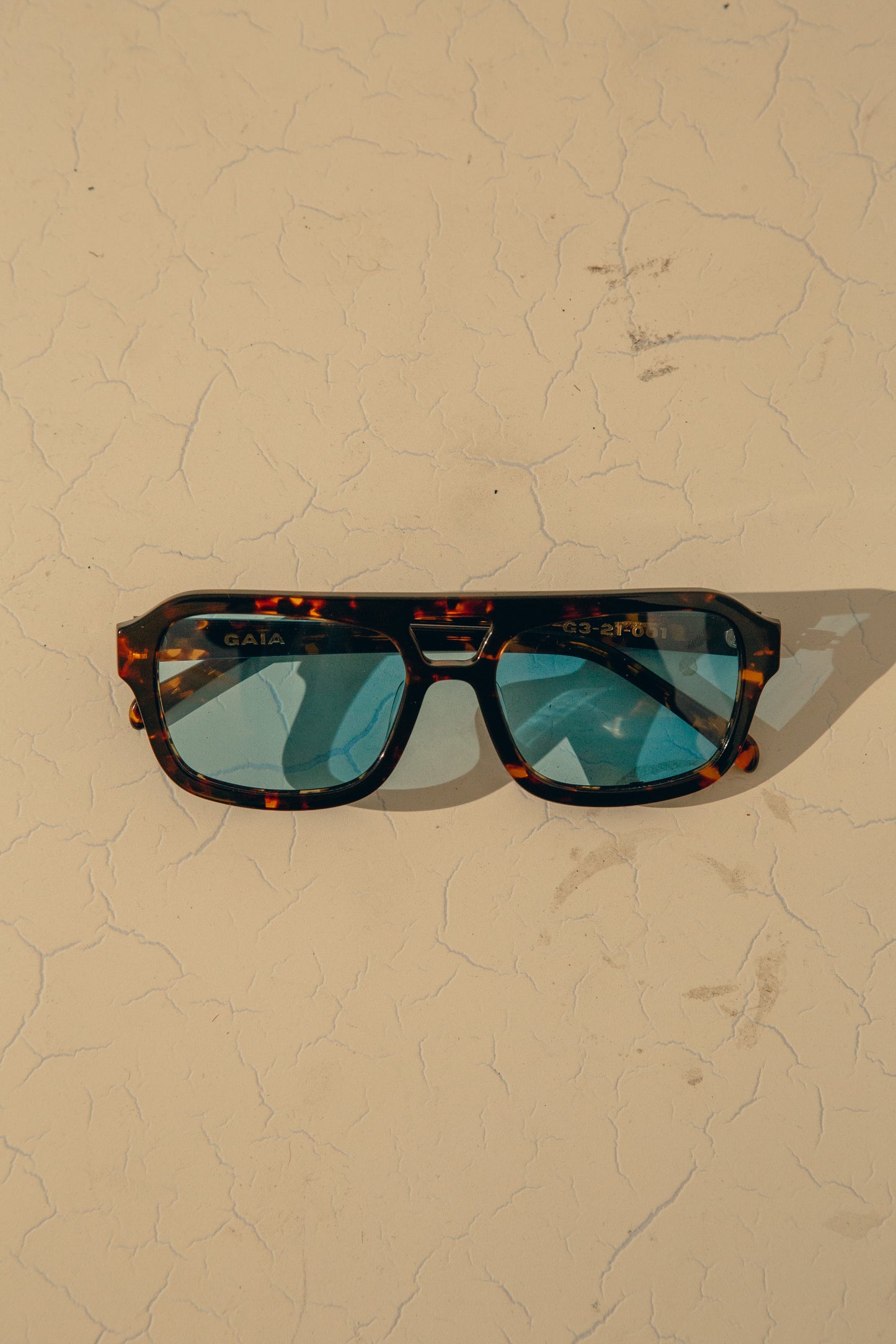 XL Shades